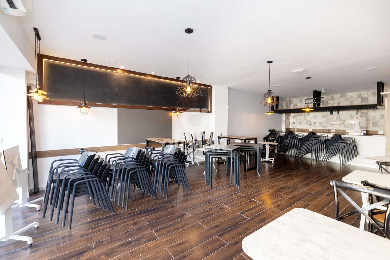 Local Commercial à vendre à Torremolinos - 296 940 € (Ref: 9827535)