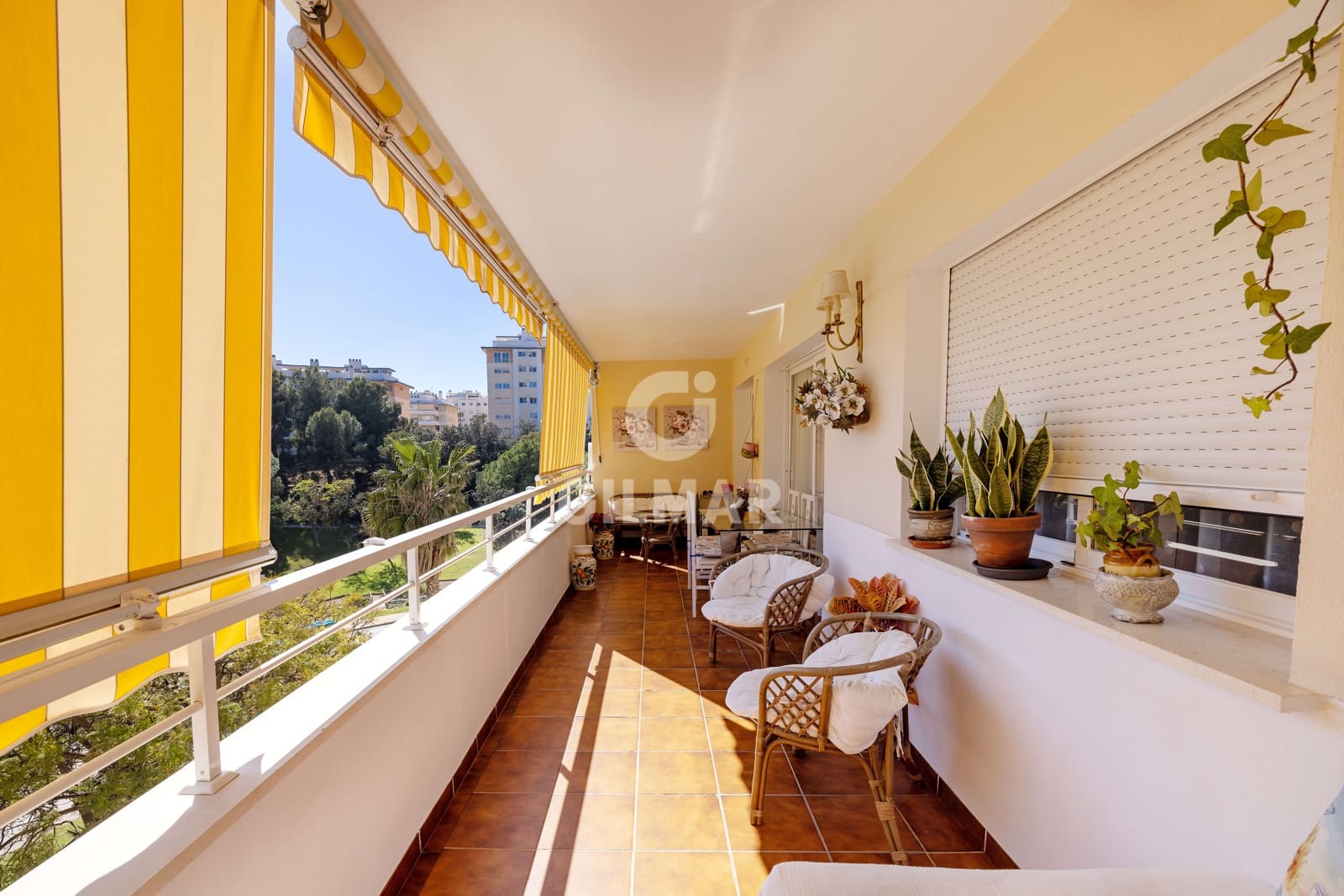 2 soverom Leilighet til salgs i Benalmadena Costa med svømmebasseng garasje - € 424 200 (Ref: 9827537)