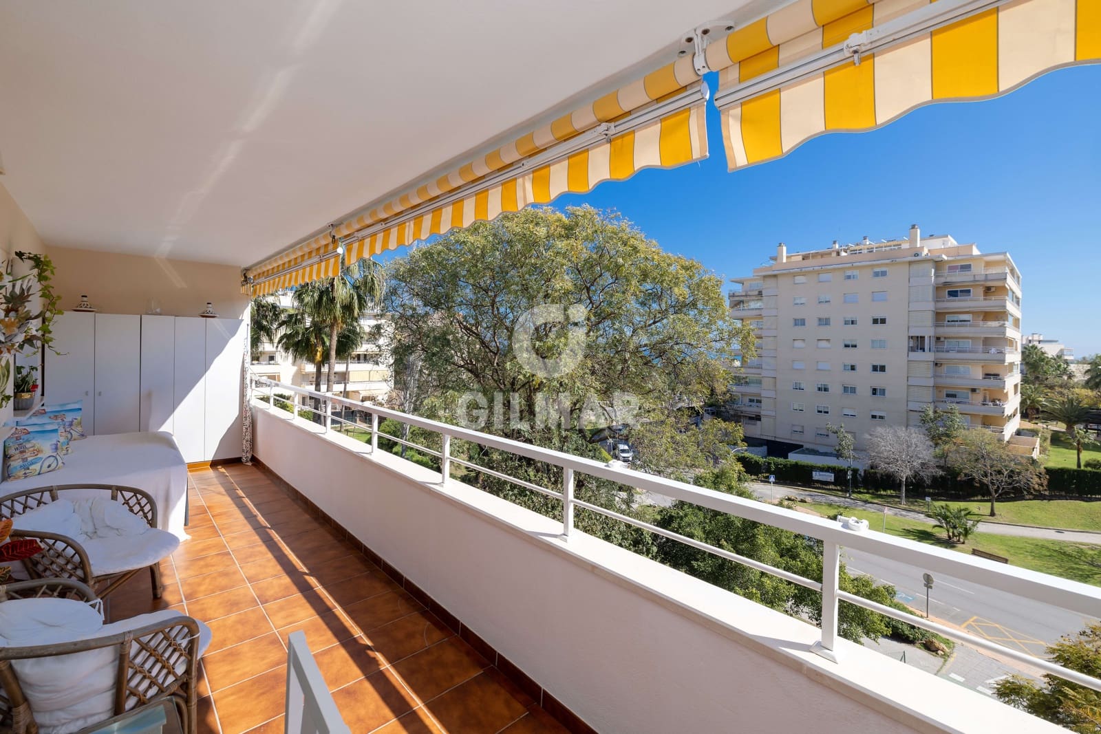 2 soverom Leilighet til salgs i Benalmadena Costa med svømmebasseng garasje - € 424 200 (Ref: 9827537)