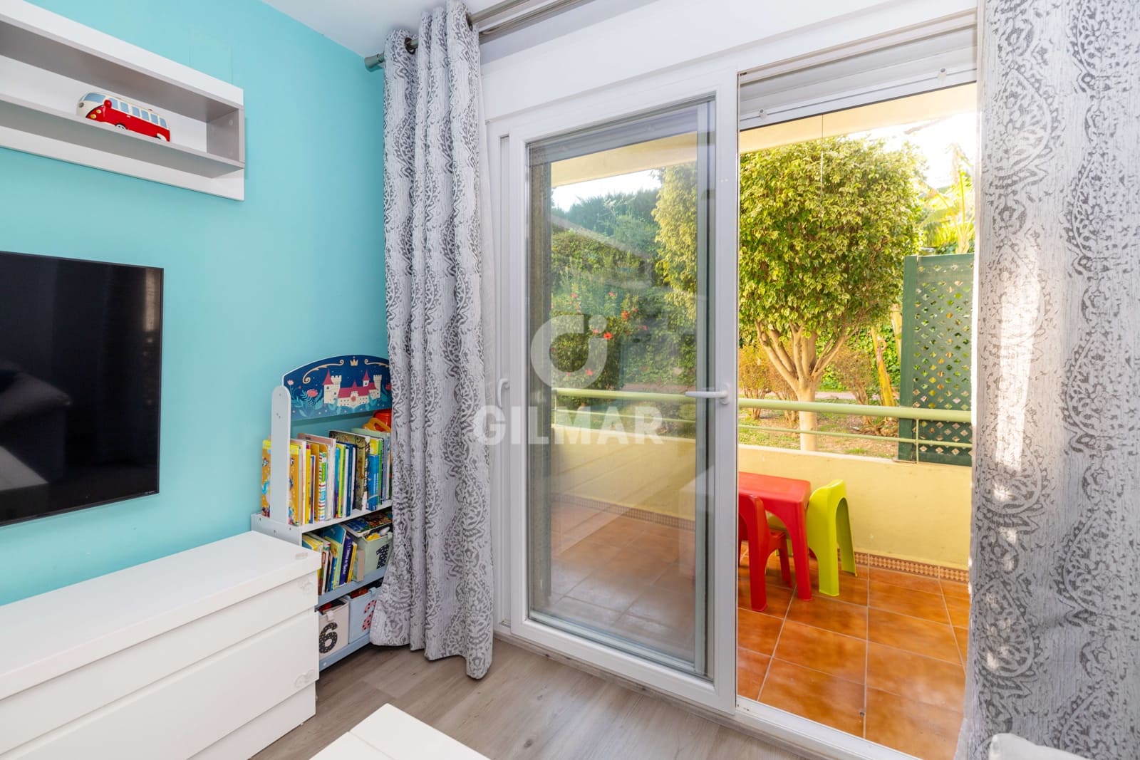 Piso de 3 habitaciones en Torremolinos en venta con piscina garaje - 359.000 € (Ref: 9827538)