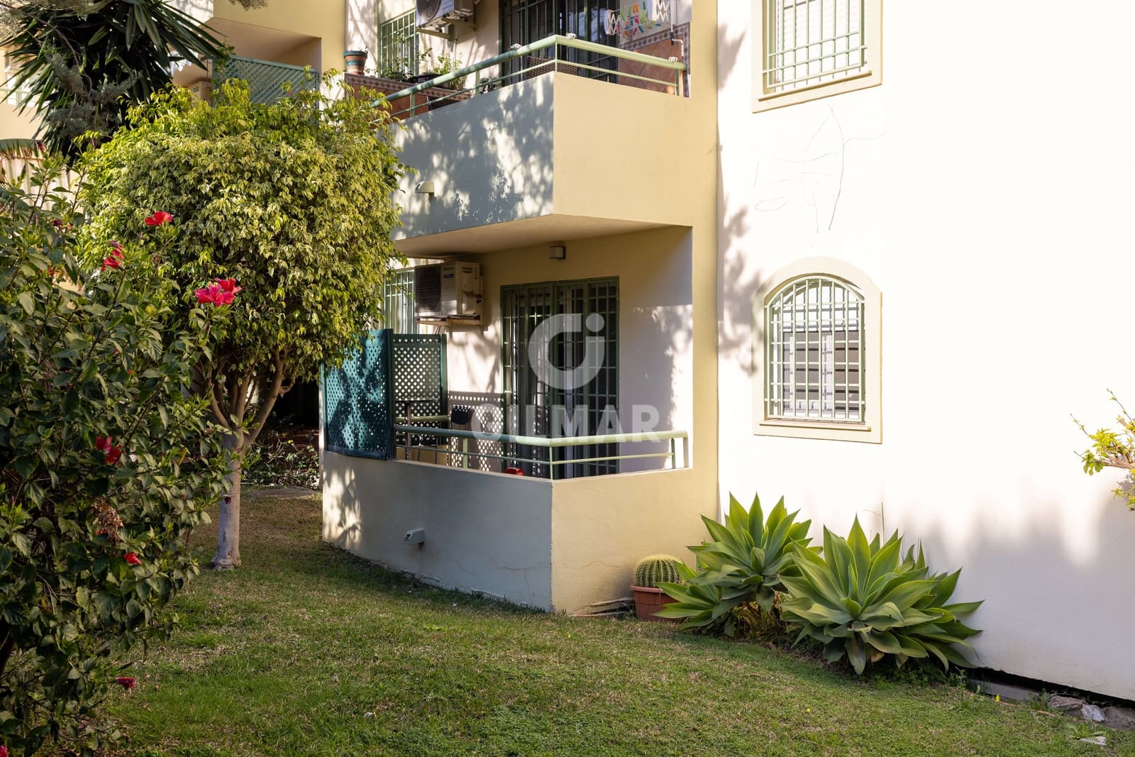 Piso de 3 habitaciones en Torremolinos en venta con piscina garaje - 359.000 € (Ref: 9827538)