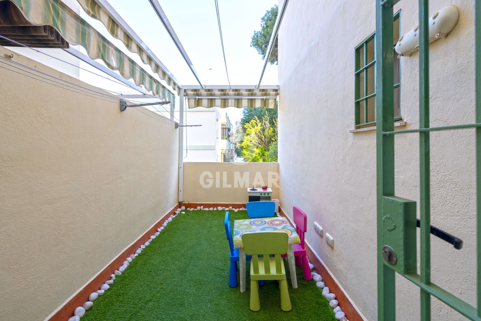 Piso de 3 habitaciones en Torremolinos en venta con piscina garaje - 359.000 € (Ref: 9827538)