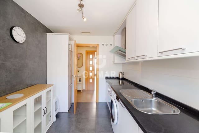 2 makuuhuone Asunto myytävänä paikassa Torremolinos mukana 
autotalli - 370 000 € (Ref: 9827539)