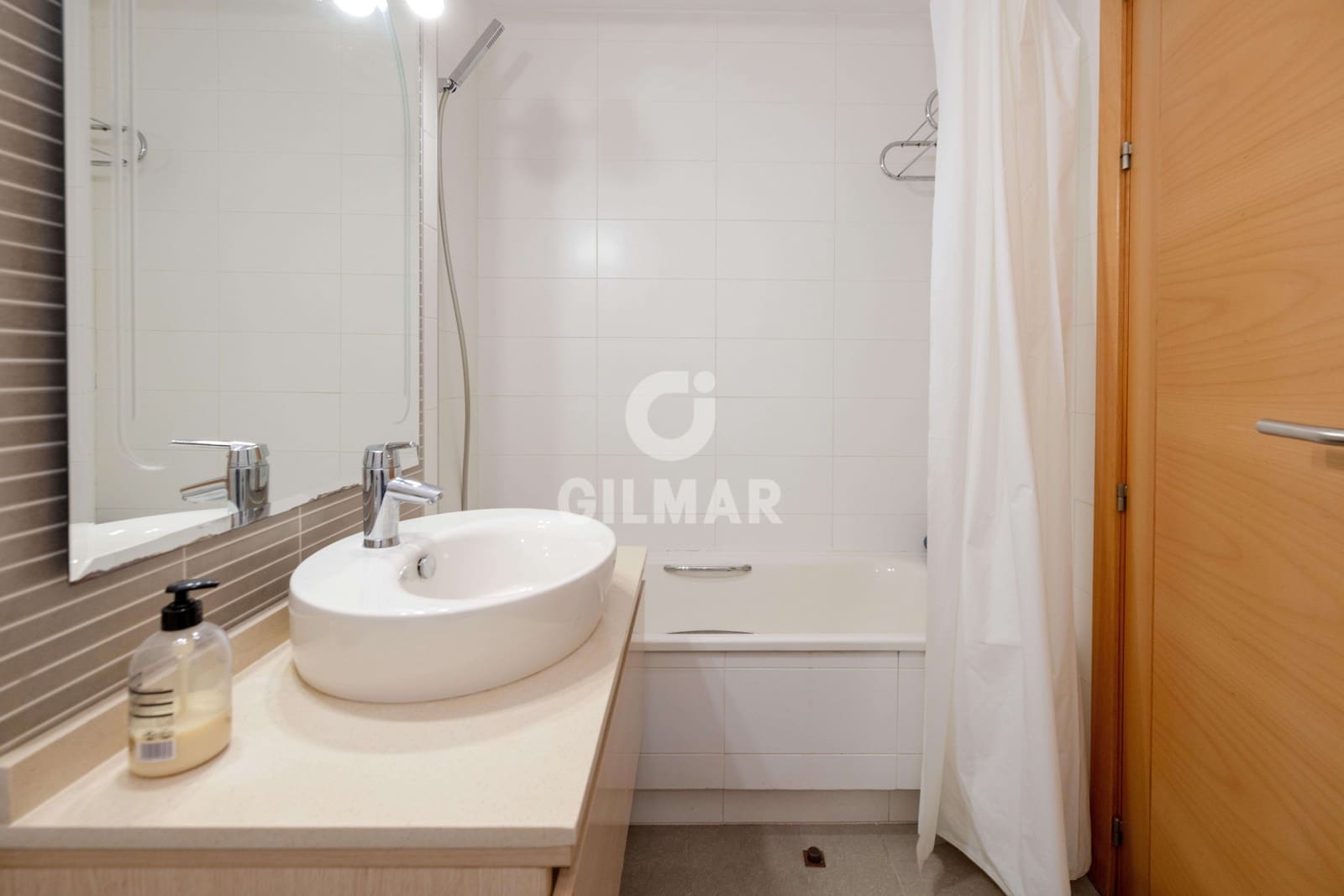 2 bedroom Flat for sale in Torremolinos with garage - € 370,000 (Ref: 9827539)