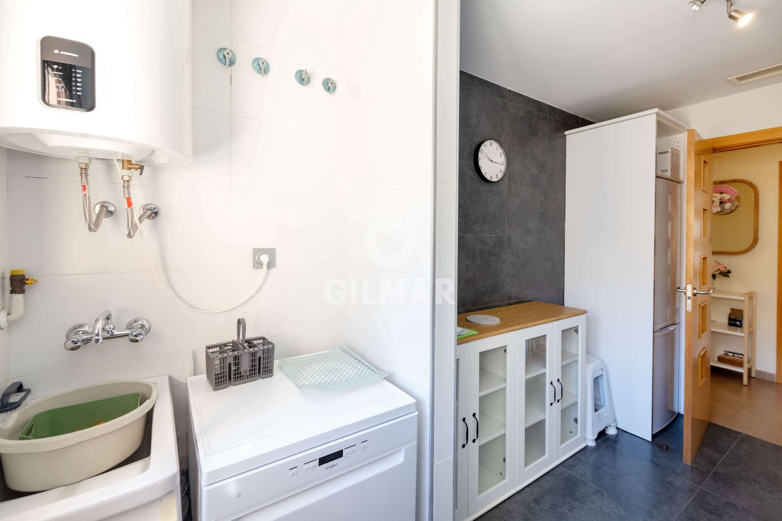 2 bedroom Flat for sale in Torremolinos with garage - € 370,000 (Ref: 9827539)
