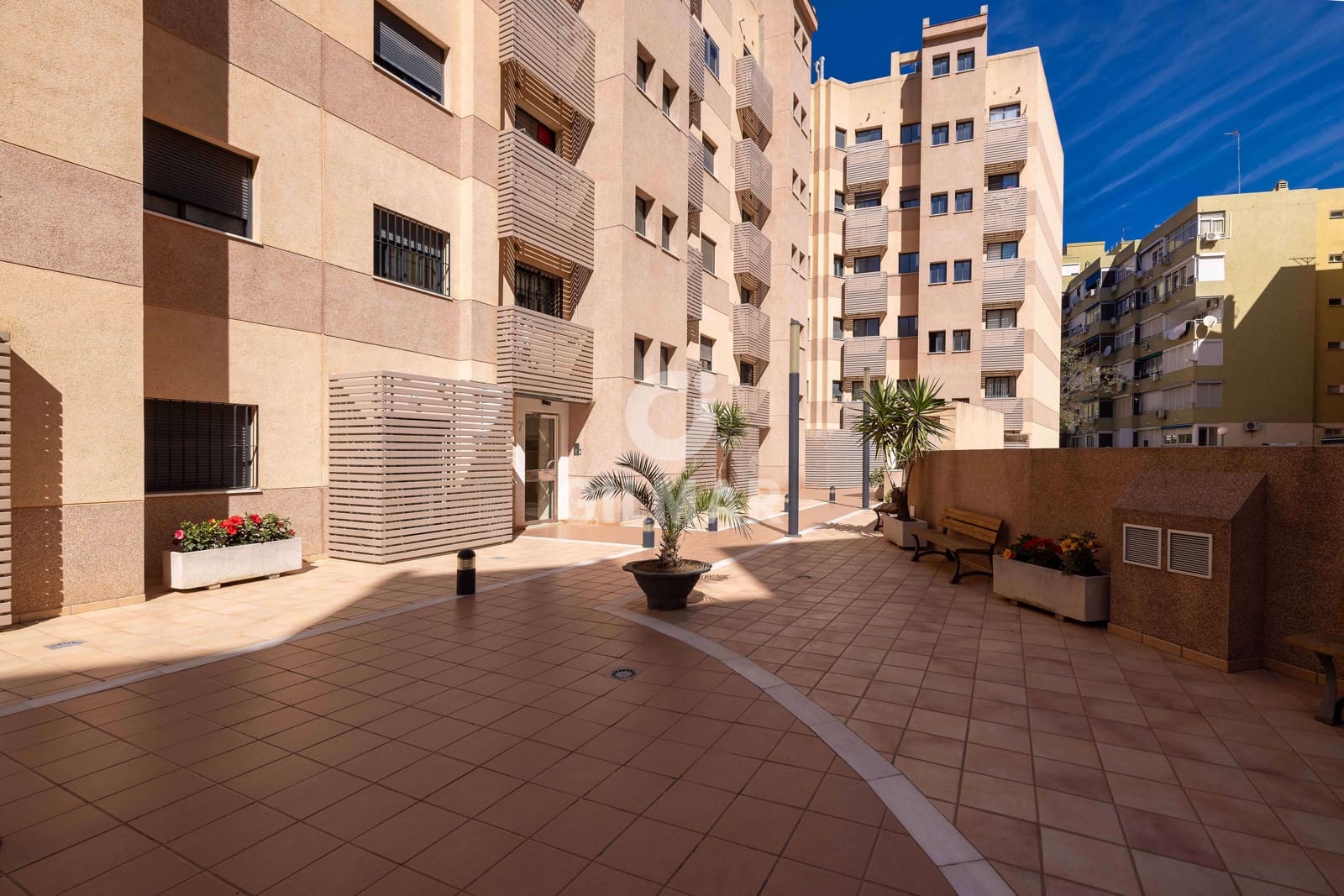 2 bedroom Flat for sale in Torremolinos with garage - € 370,000 (Ref: 9827539)