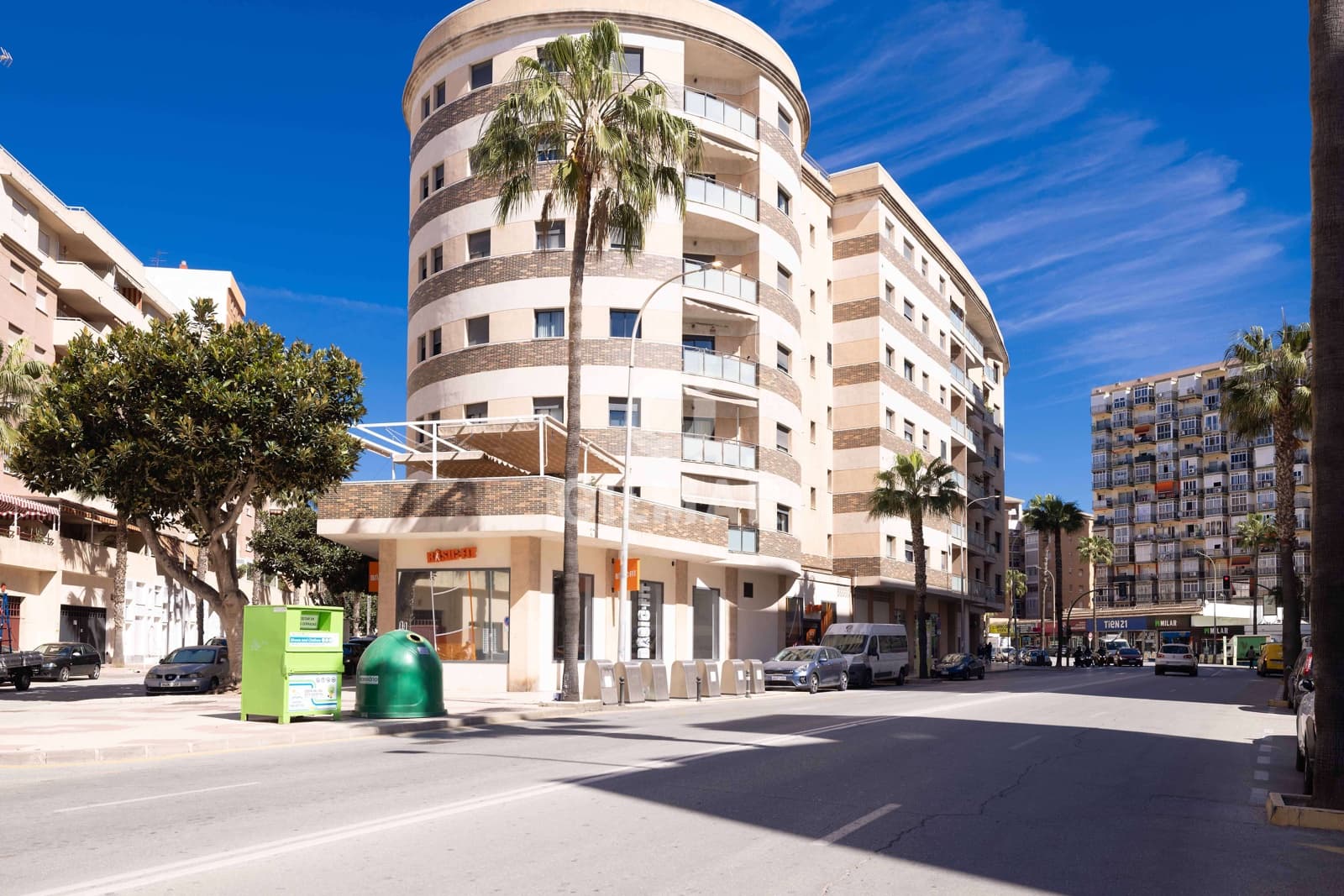 2 bedroom Flat for sale in Torremolinos with garage - € 370,000 (Ref: 9827539)