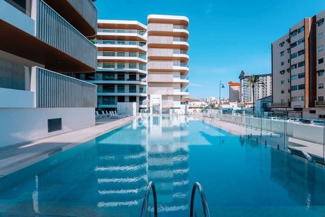 2 sypialnia Mieszkanie na sprzedaż w Castillo Sohail, Fuengirola z basenem garażem - 699 500 € (Ref: 9827541)
