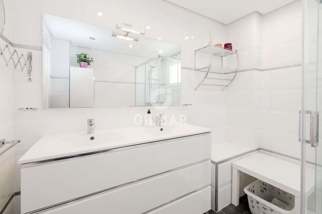 2 soverom Leilighet til salgs i Centro ciudad, Fuengirola med svømmebasseng - € 549 000 (Ref: 9827542)