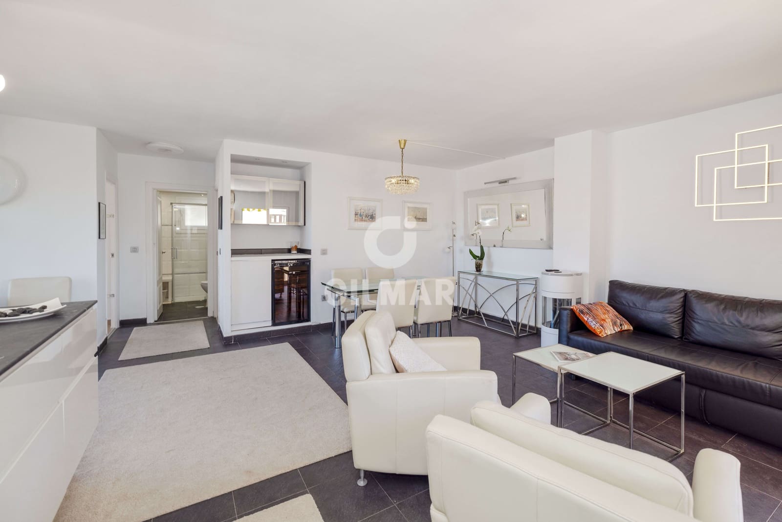 2 slaapkamer Flat te koop in Fuengirola met zwembad - € 549.000 (Ref: 9827542)