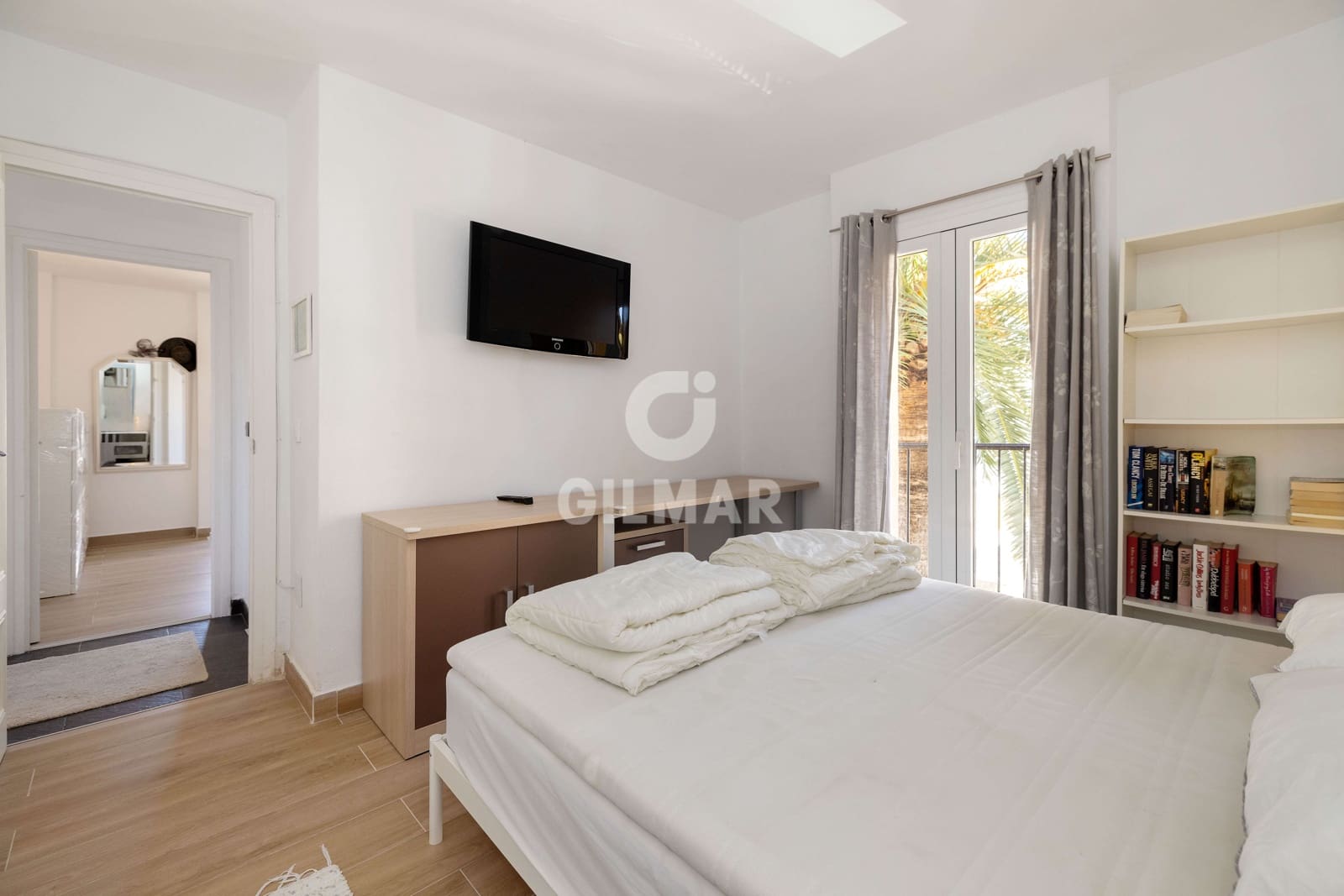 2 slaapkamer Flat te koop in Fuengirola met zwembad - € 549.000 (Ref: 9827542)
