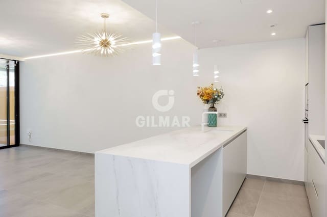 2 slaapkamer Flat te koop in El Higuerón, Fuengirola met zwembad garage - € 729.000 (Ref: 9827543)