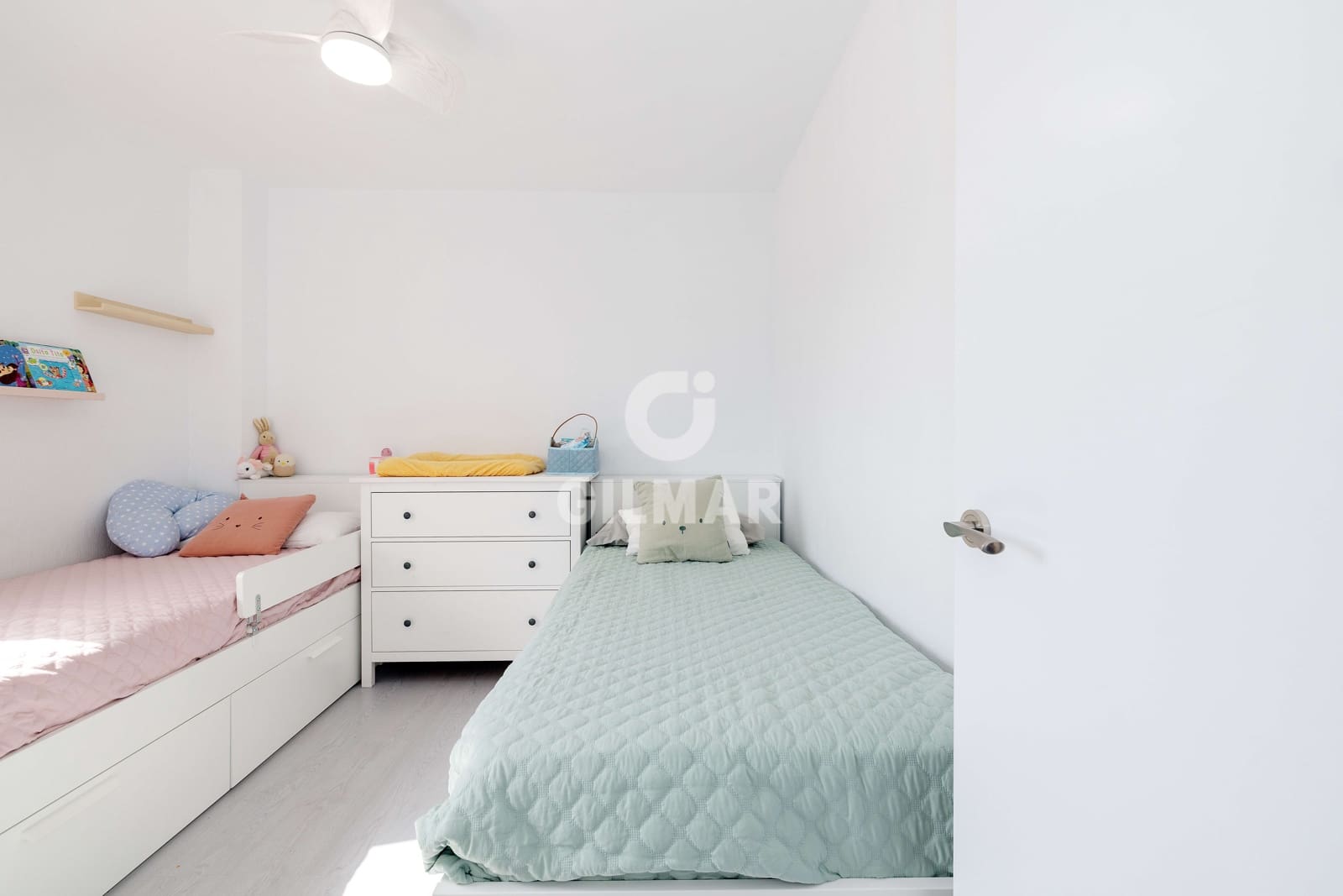 3 slaapkamer Flat te koop in Las Lagunas de Mijas met zwembad - € 320.000 (Ref: 9827545)