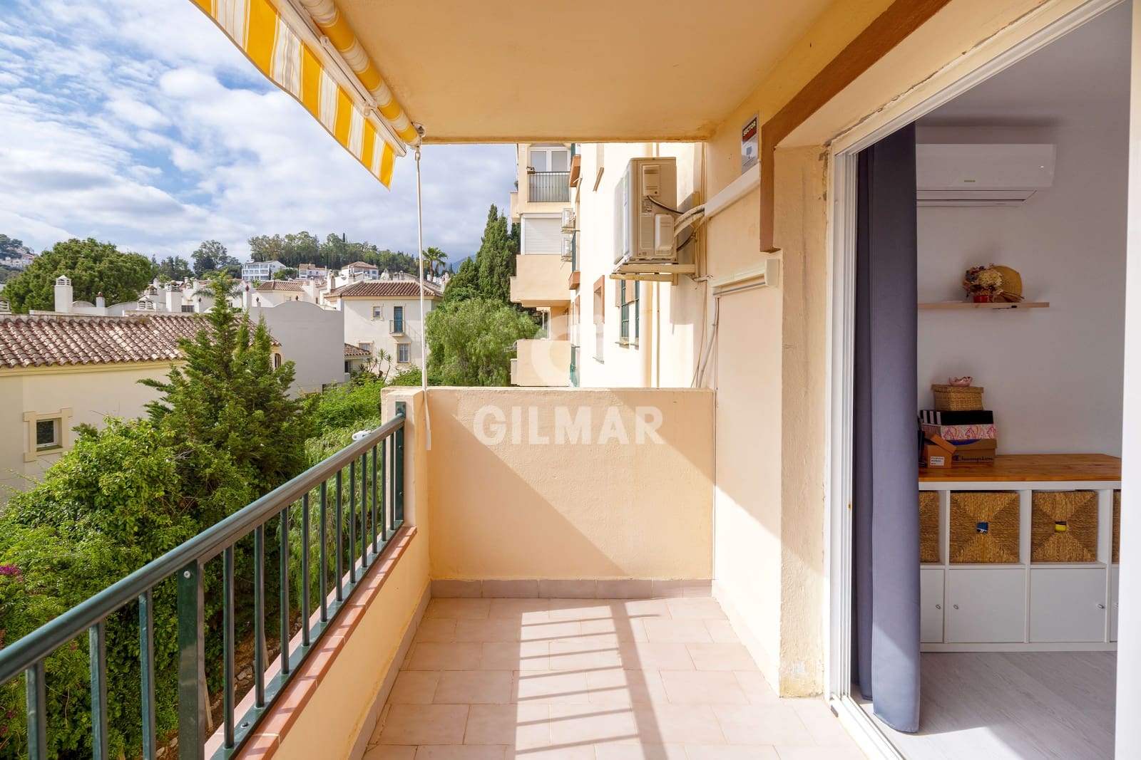 3 slaapkamer Flat te koop in Las Lagunas de Mijas met zwembad - € 320.000 (Ref: 9827545)