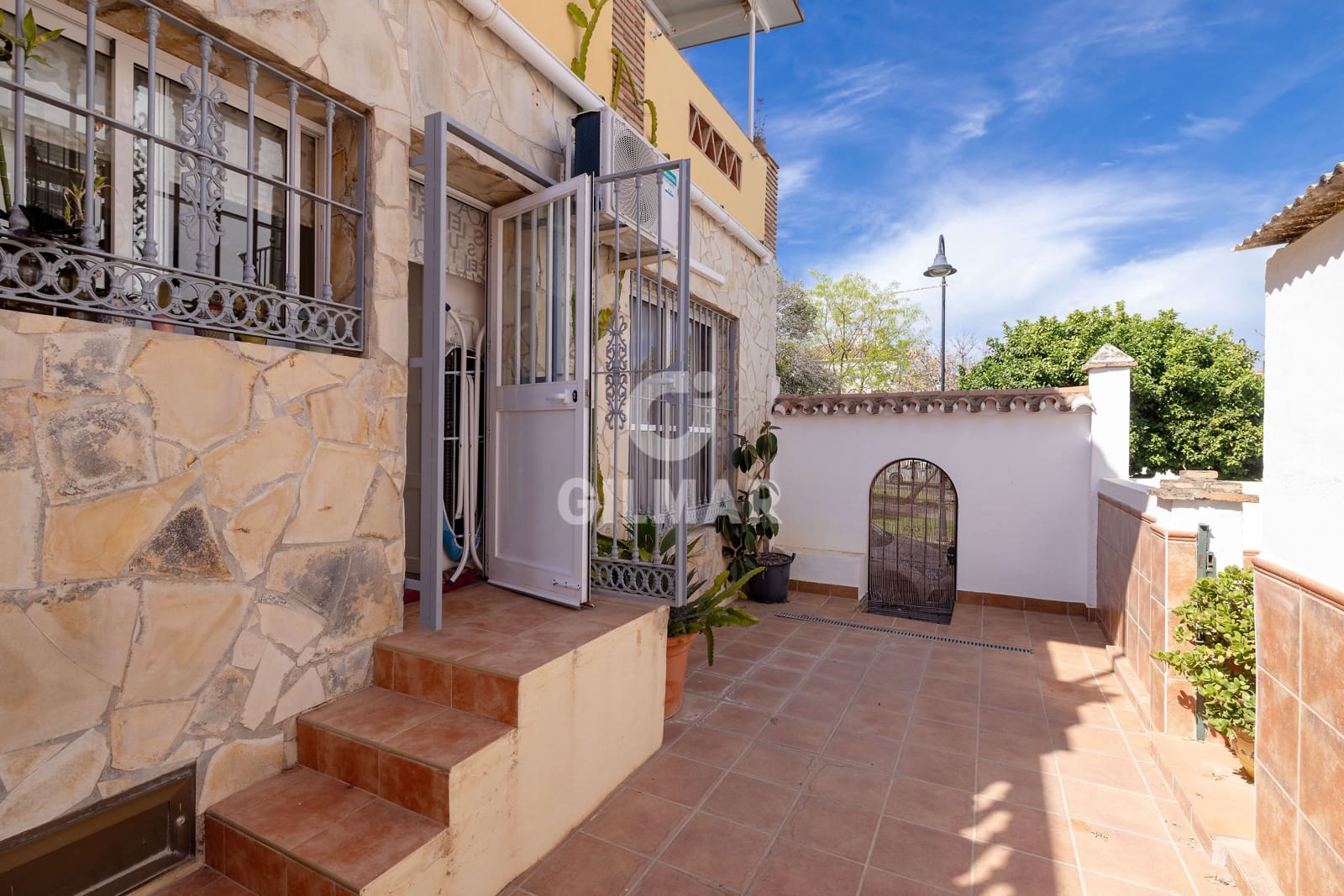 Adosado de 3 habitaciones en Las Lagunas de Mijas en venta con piscina - 470.000 € (Ref: 9827546)