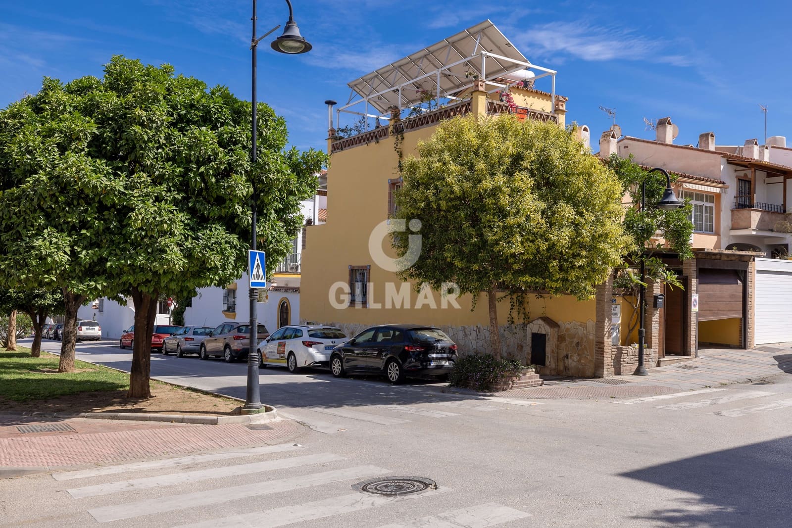Adosado de 3 habitaciones en Las Lagunas de Mijas en venta con piscina - 470.000 € (Ref: 9827546)
