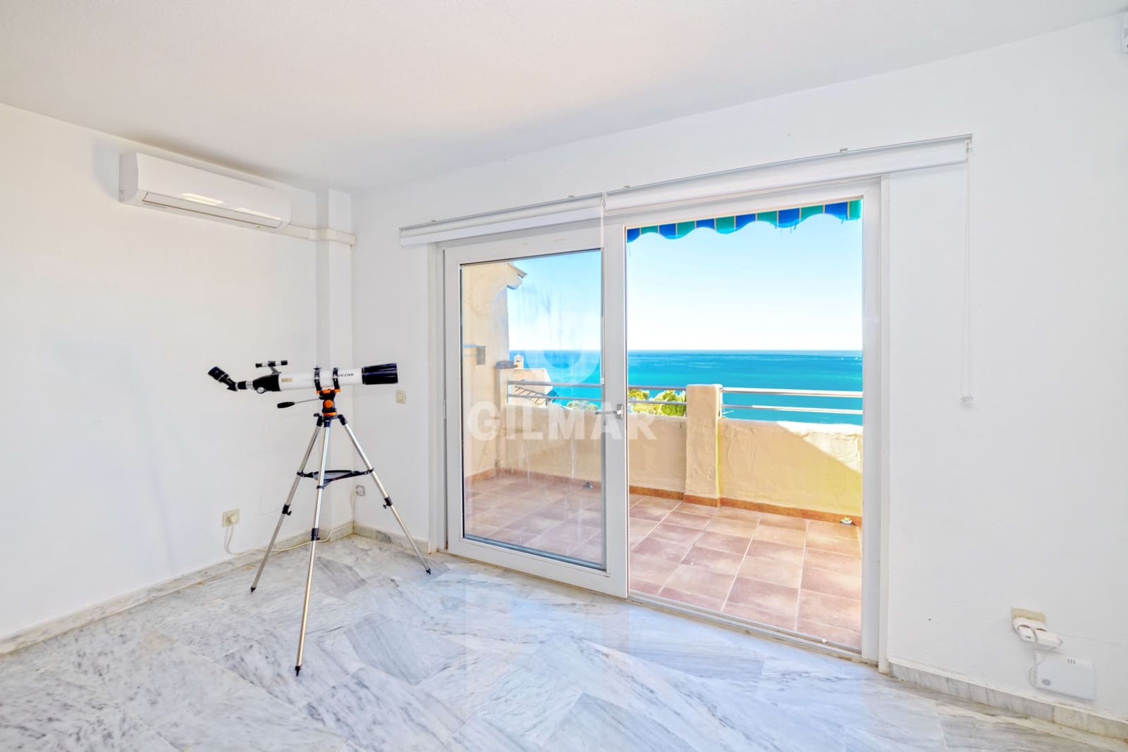 3 bedroom Flat for sale in Benalmadena Costa with pool garage - € 495,000 (Ref: 9827549)