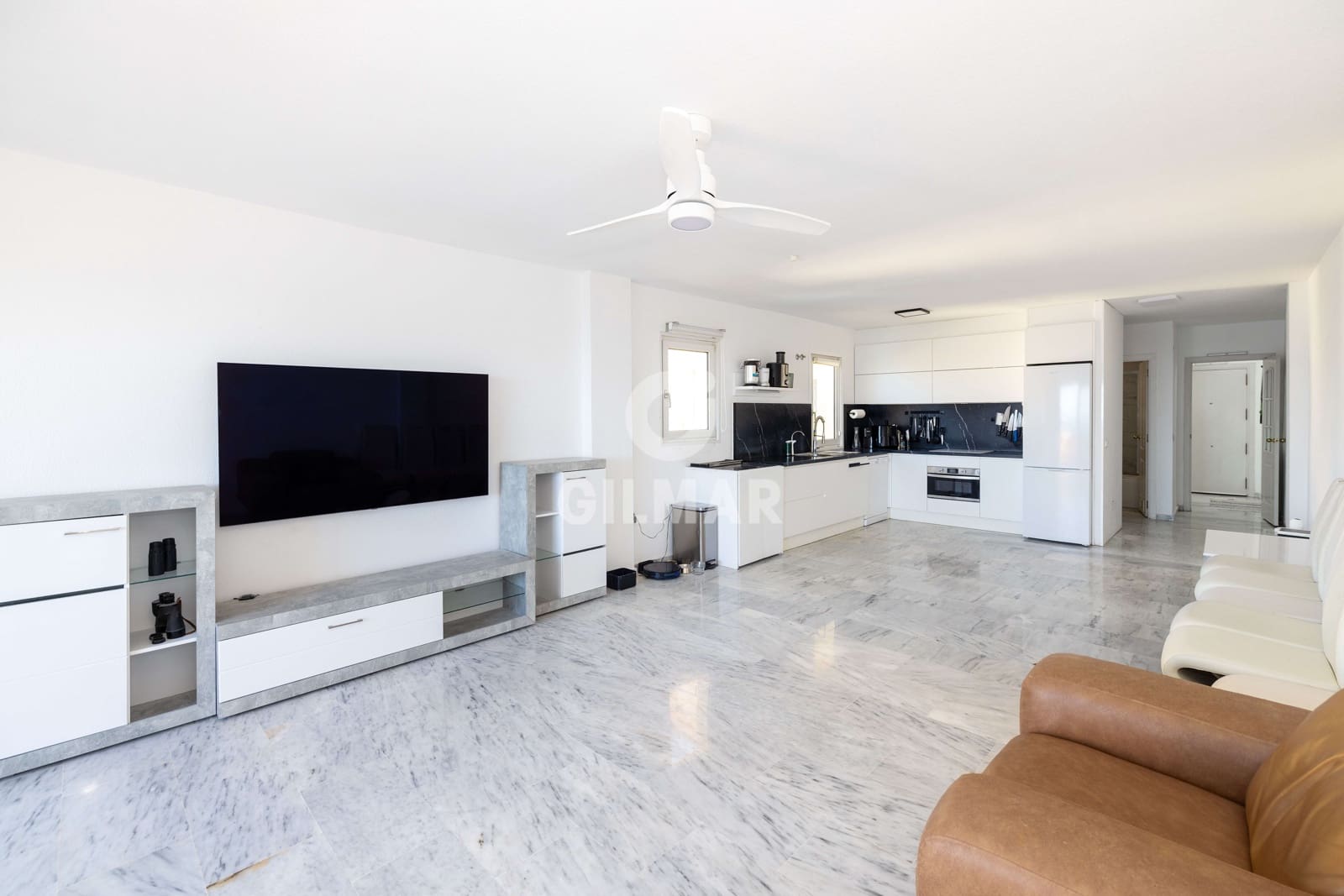 3 bedroom Flat for sale in Benalmadena Costa with pool garage - € 495,000 (Ref: 9827549)
