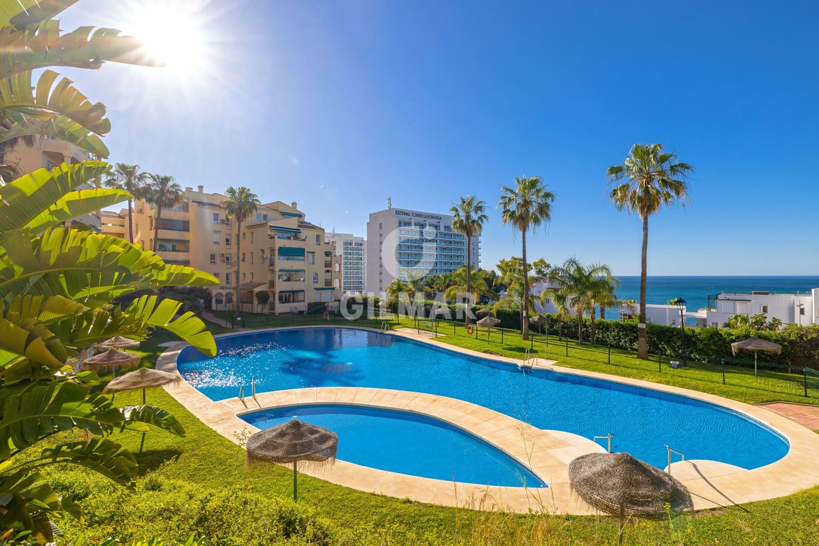 3 bedroom Flat for sale in Benalmadena Costa with pool garage - € 495,000 (Ref: 9827549)