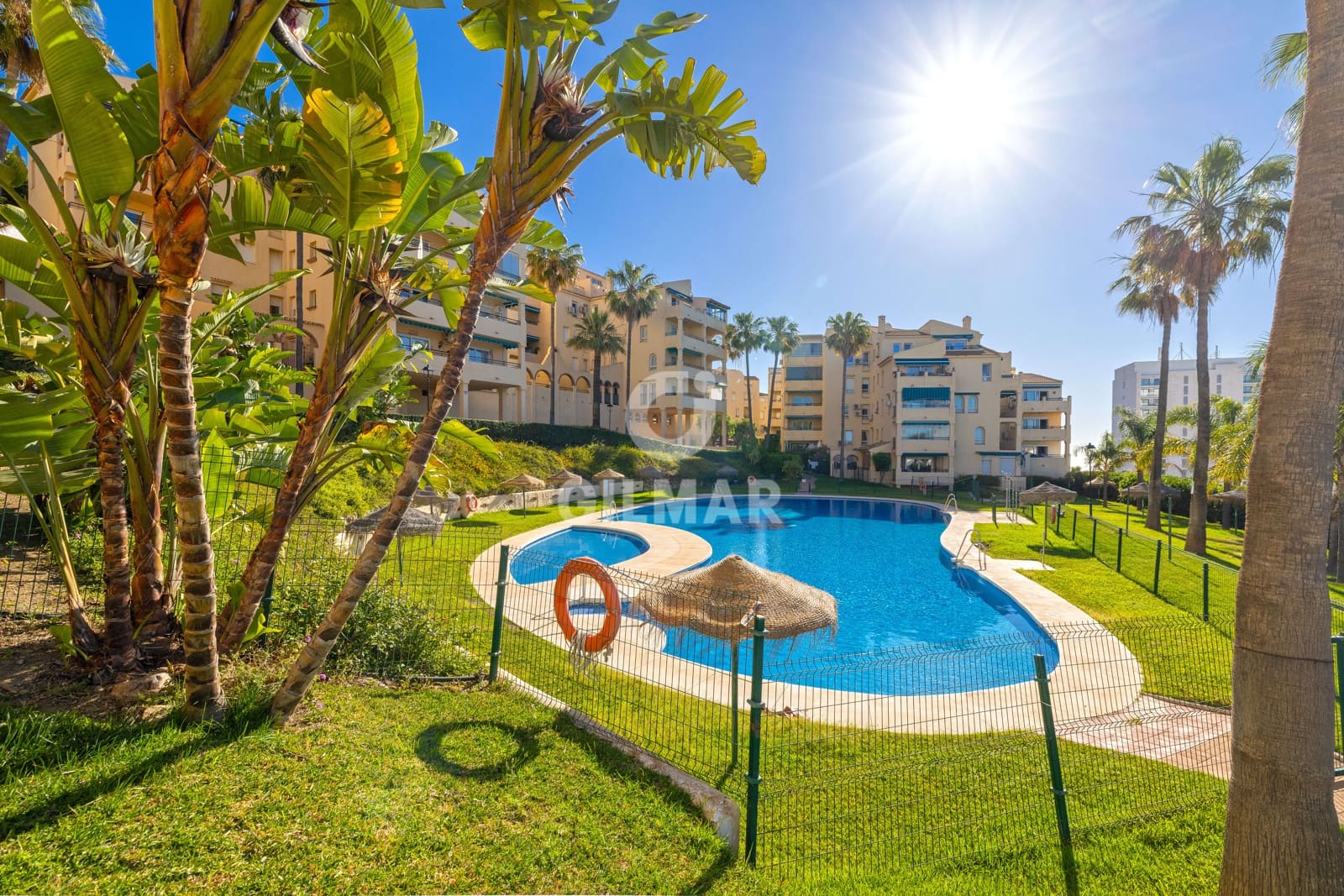 3 bedroom Flat for sale in Benalmadena Costa with pool garage - € 495,000 (Ref: 9827549)