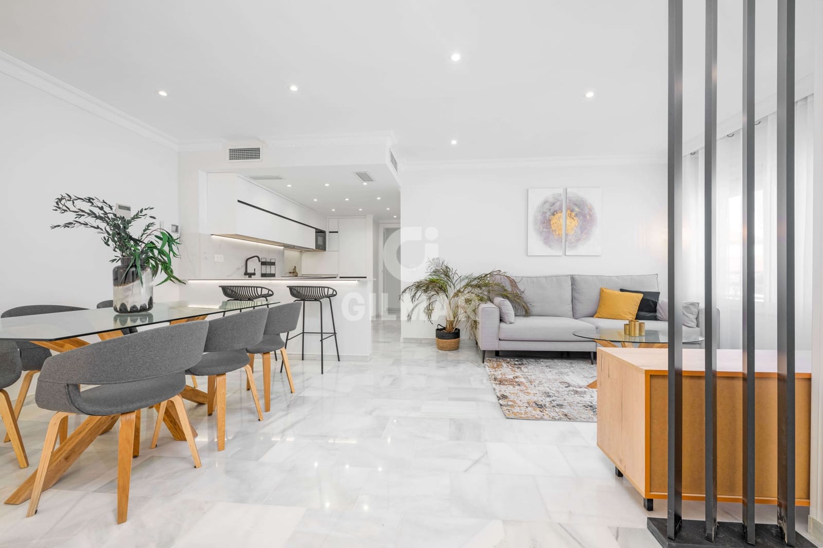 Piso de 2 habitaciones en Marbella en venta - 480.000 € (Ref: 9827550)