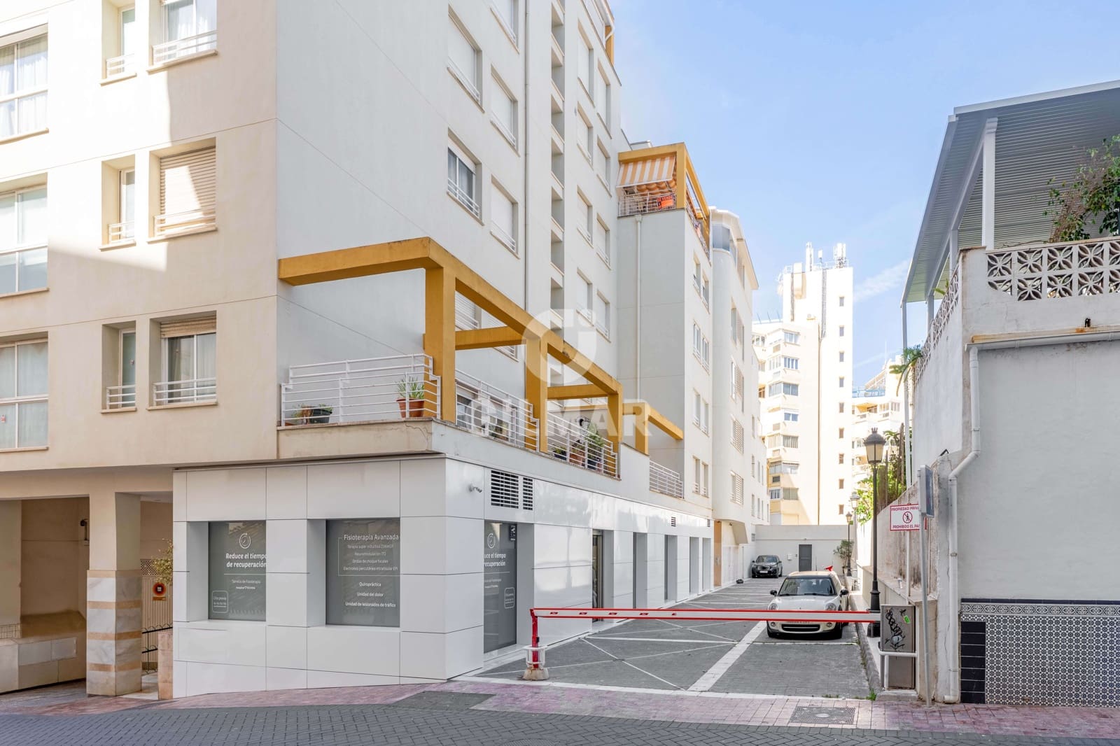 Piso de 2 habitaciones en Marbella en venta - 480.000 € (Ref: 9827550)