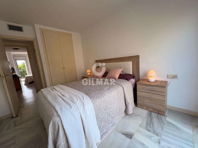 3 Zimmer Wohnung zu verkaufen in Puerto de Estepona, Estepona mit Pool Garage - 430.000 € (Ref: 9830307)