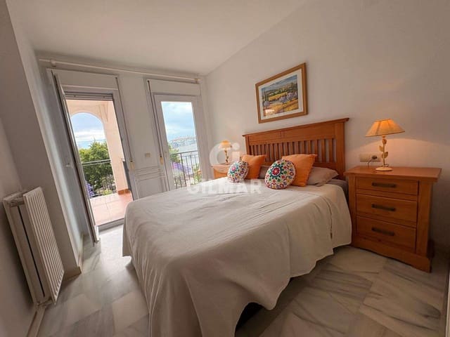 3 Zimmer Wohnung zu verkaufen in Puerto de Estepona, Estepona mit Pool Garage - 430.000 € (Ref: 9830307)