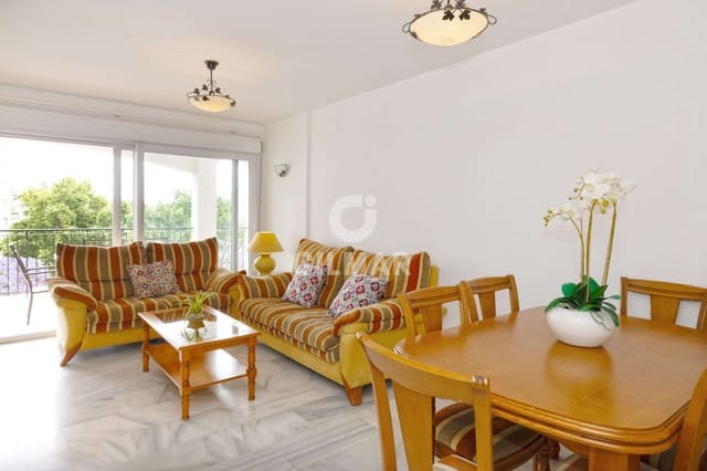 3 chambre Appartement à vendre à Puerto de Estepona, Estepona avec piscine garage - 430 000 € (Ref: 9830307)