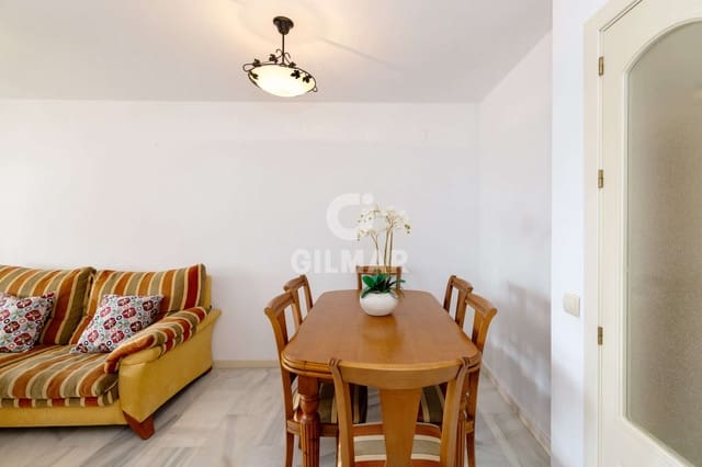 3 chambre Appartement à vendre à Puerto de Estepona, Estepona avec piscine garage - 430 000 € (Ref: 9830307)