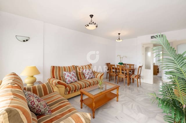 3 chambre Appartement à vendre à Puerto de Estepona, Estepona avec piscine garage - 430 000 € (Ref: 9830307)
