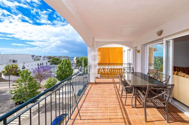 3 chambre Appartement à vendre à Puerto de Estepona, Estepona avec piscine garage - 430 000 € (Ref: 9830307)