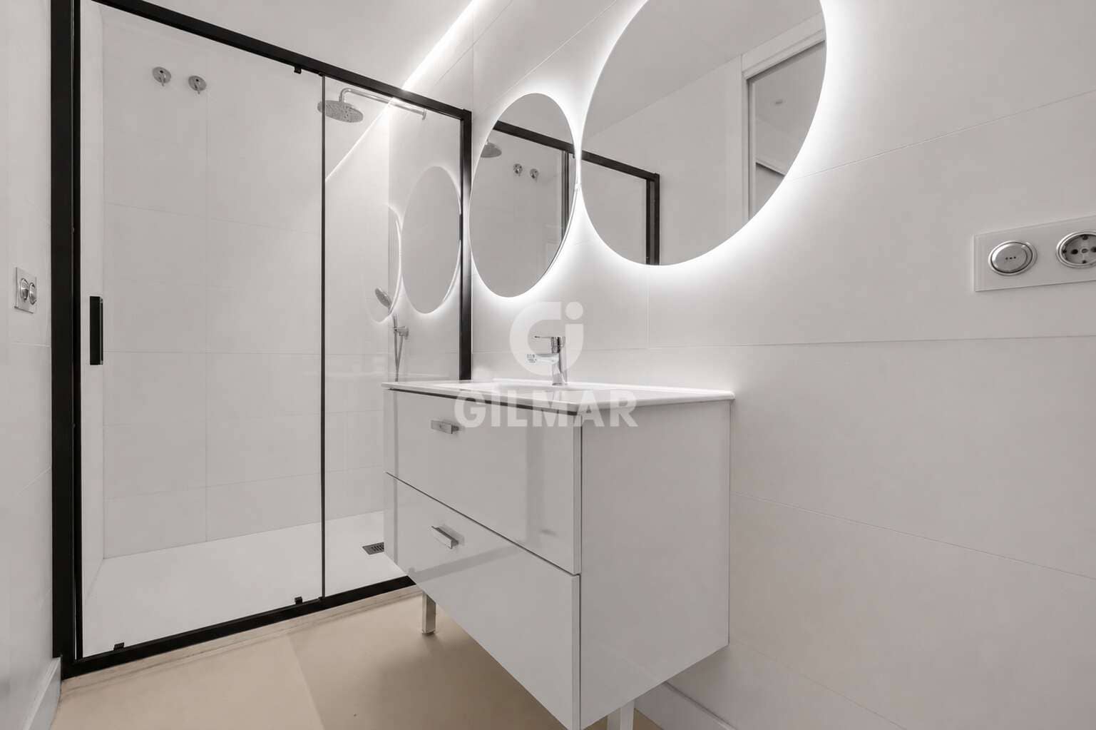 3 bedroom Flat for sale in Seville city - € 960,000 (Ref: 9830391)