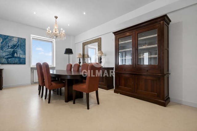 3 bedroom Flat for sale in Heliópolis, Seville city - € 960,000 (Ref: 9830391)