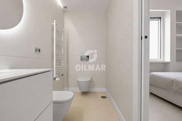 3 bedroom Flat for sale in Heliópolis, Seville city - € 960,000 (Ref: 9830391)