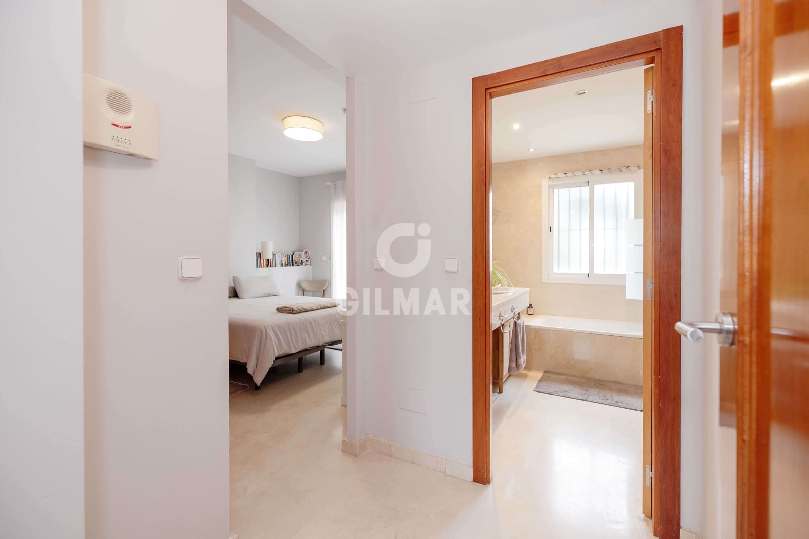 4 bedroom Terraced Villa for sale in Marbella with pool garage - € 790,000 (Ref: 9832327)