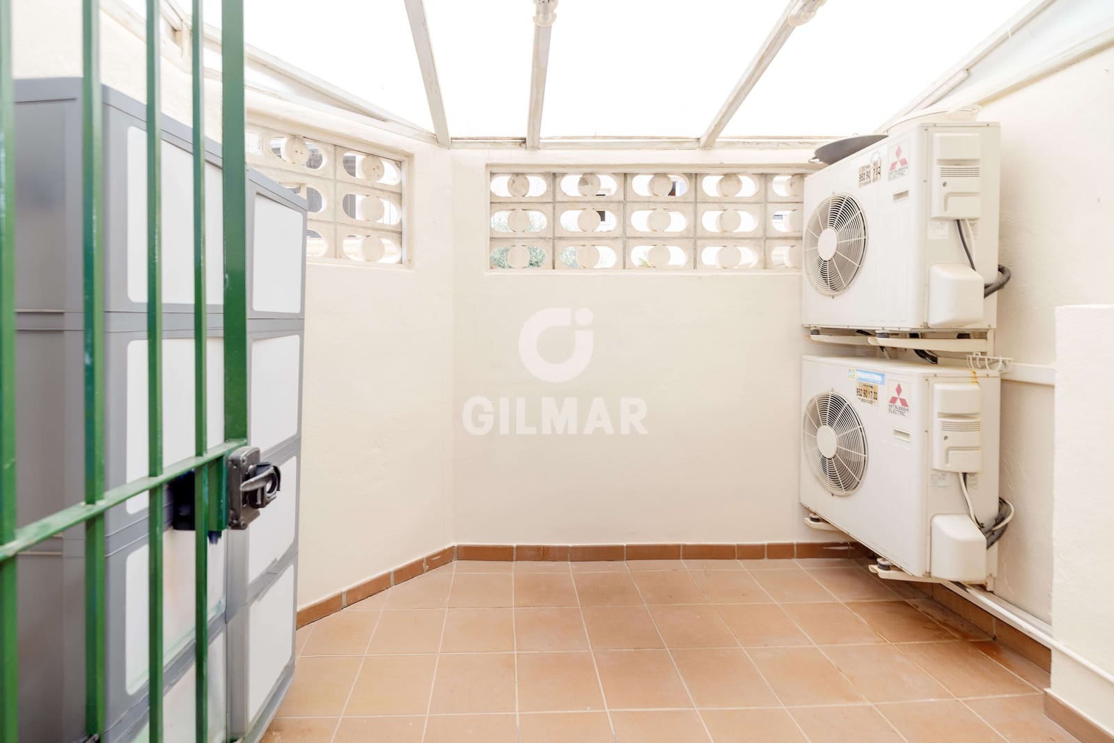 4 bedroom Terraced Villa for sale in Marbella with pool garage - € 790,000 (Ref: 9832327)