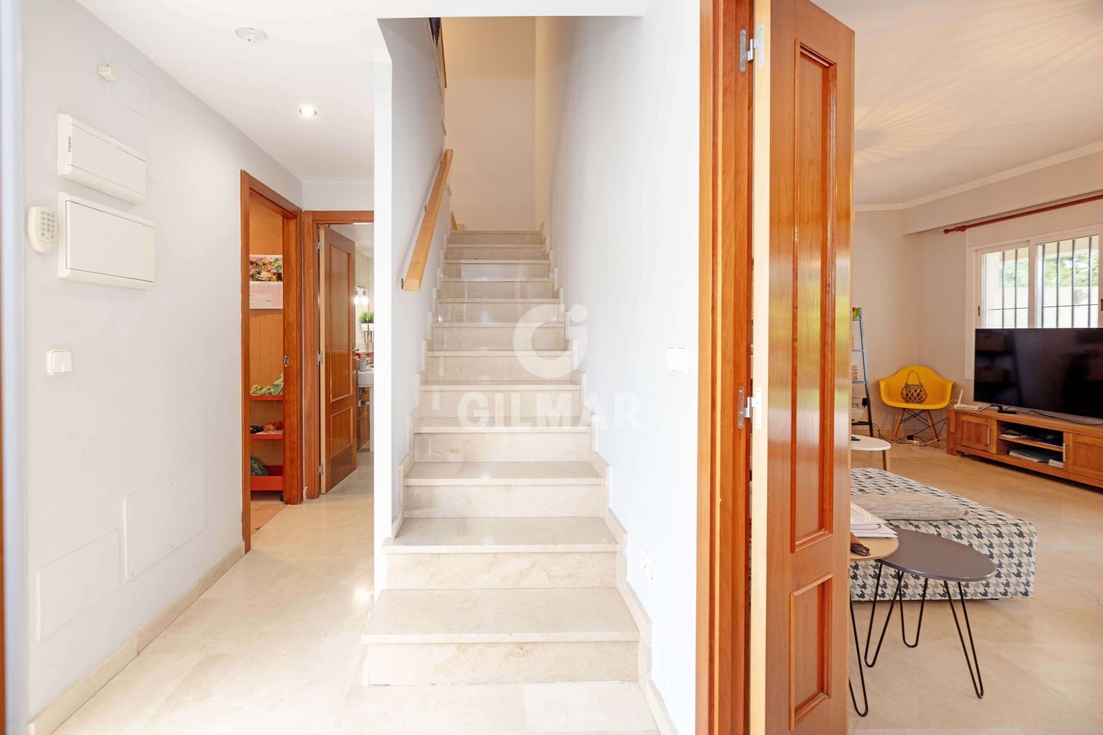 4 bedroom Terraced Villa for sale in Marbella with pool garage - € 790,000 (Ref: 9832327)