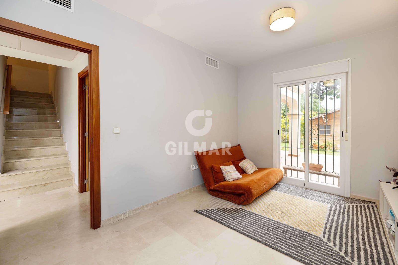 4 bedroom Terraced Villa for sale in Marbella with pool garage - € 790,000 (Ref: 9832327)