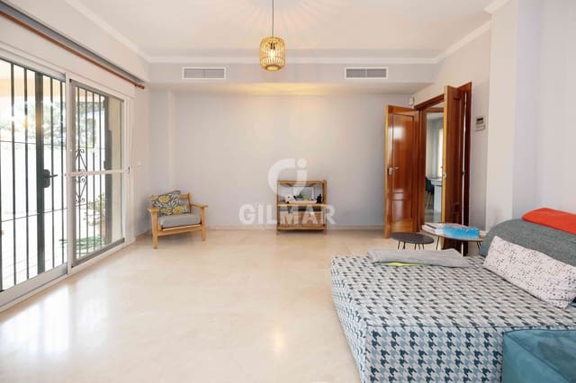 4 bedroom Terraced Villa for sale in El Rosario, Marbella with pool garage - € 790,000 (Ref: 9832327)