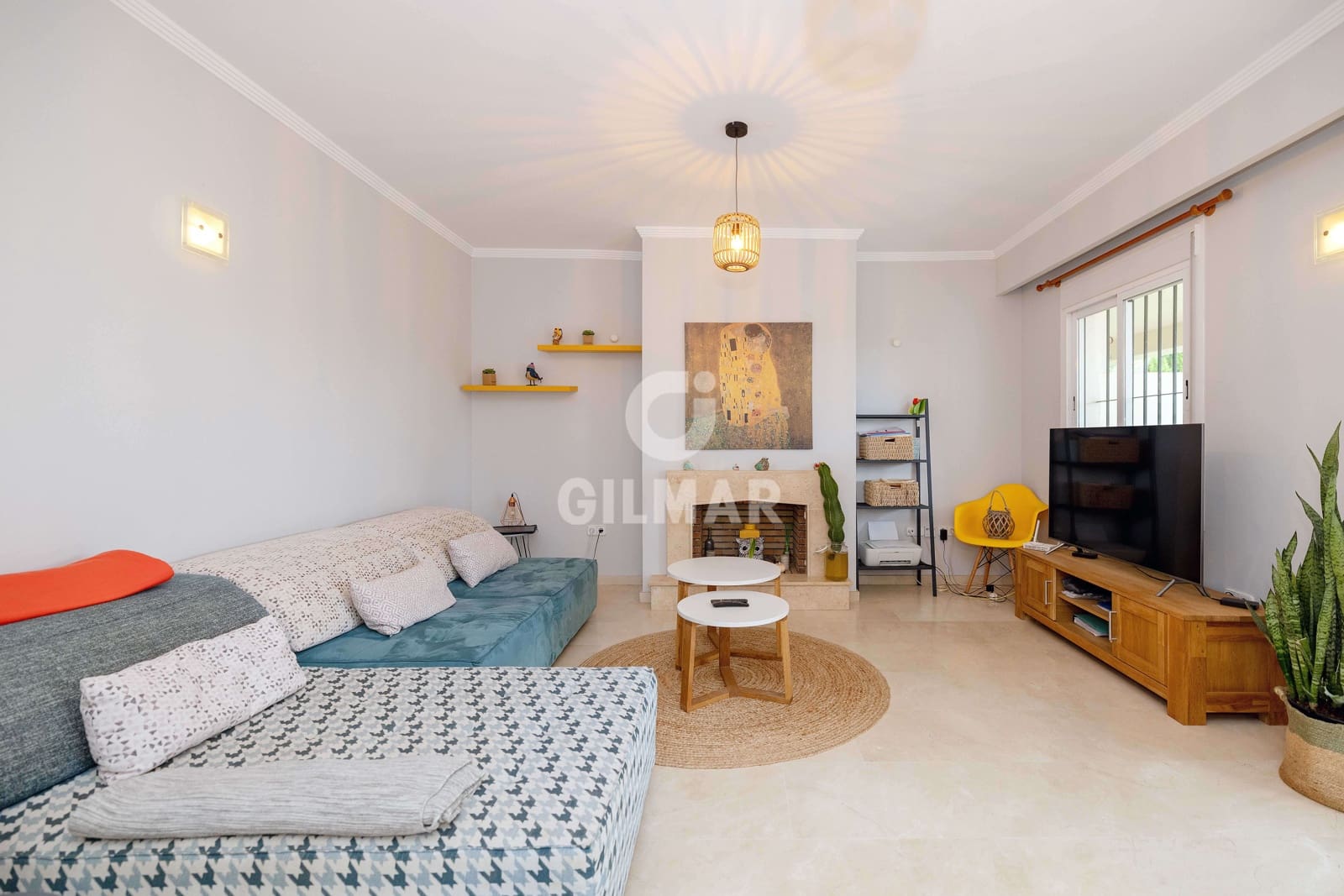4 bedroom Terraced Villa for sale in Marbella with pool garage - € 790,000 (Ref: 9832327)