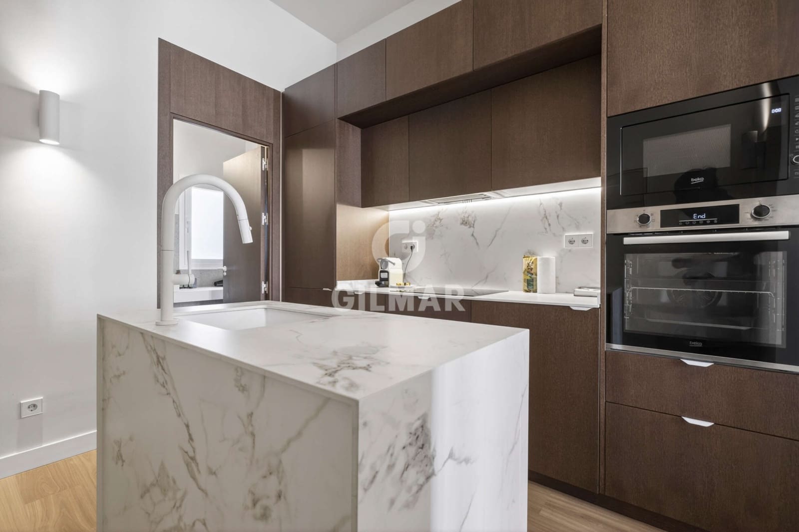 5 Zimmer Reihenhaus zu verkaufen in Sevilla Stadt - 1.350.000 € (Ref: 9832766)