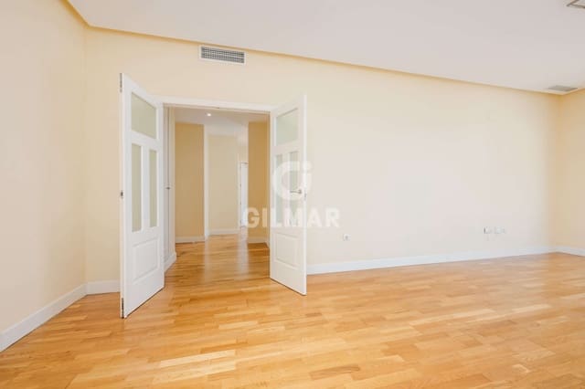 Piso de 2 habitaciones en Jerez de la Frontera en venta con garaje - 330.000 € (Ref: 9834579)
