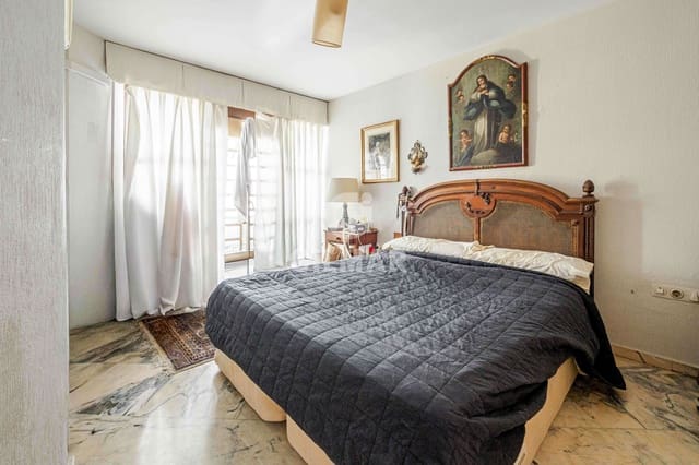 7 bedroom Terraced Villa for sale in Encarnación, Regina, Seville city - € 750,000 (Ref: 9834580)