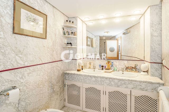7 soverom Rekkehus til salgs i Encarnación, Regina, Sevilla by - € 750 000 (Ref: 9834580)