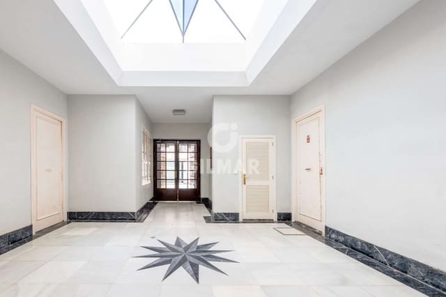 3 sovrum Lägenhet till salu i Centro Histórico, Cádiz stad - 530 000 € (Ref: 9834824)