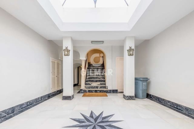 3 sovrum Lägenhet till salu i Centro Histórico, Cádiz stad - 530 000 € (Ref: 9834824)