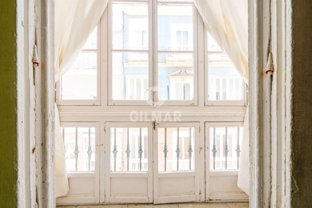 3 sovrum Lägenhet till salu i Centro Histórico, Cádiz stad - 530 000 € (Ref: 9834824)