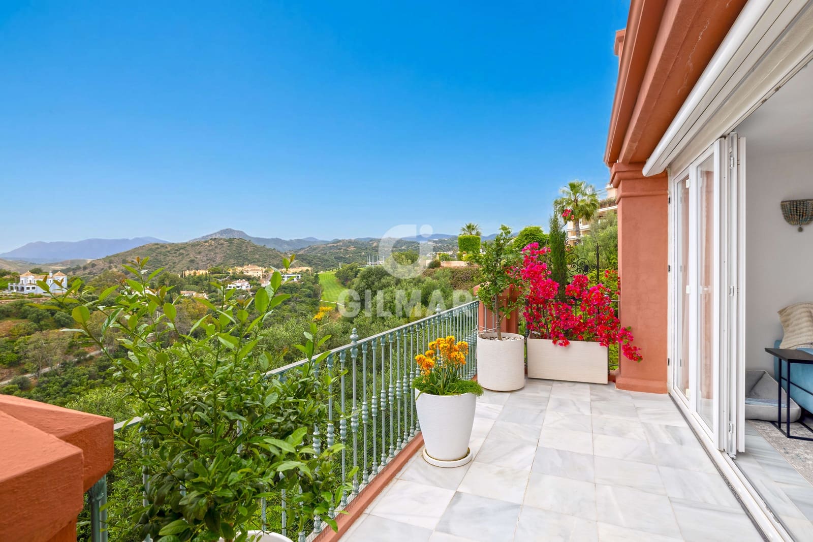 2 sypialnia Mieszkanie na sprzedaż w Monte Halcones z basenem - 675 000 € (Ref: 9838447)