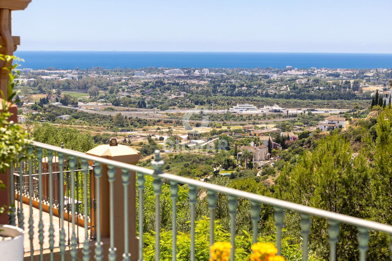 Piso de 2 habitaciones en Monte Halcones en venta con piscina - 675.000 € (Ref: 9838447)